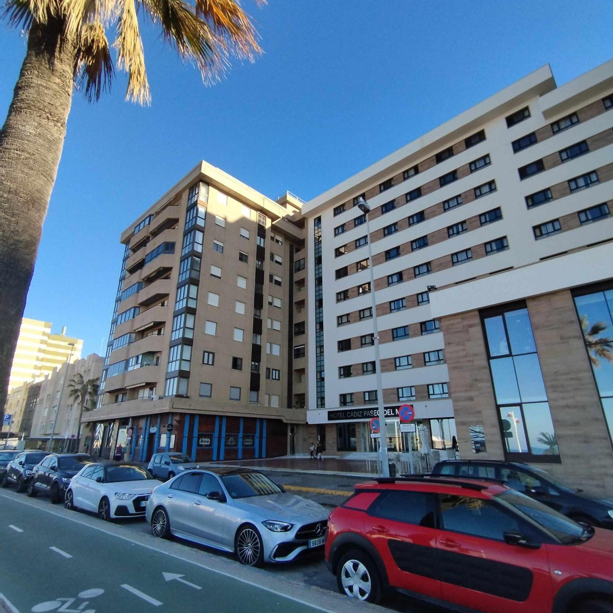 Encantador Apartamento Frente A La Playa Victoria Daire Cadiz Dış mekan fotoğraf